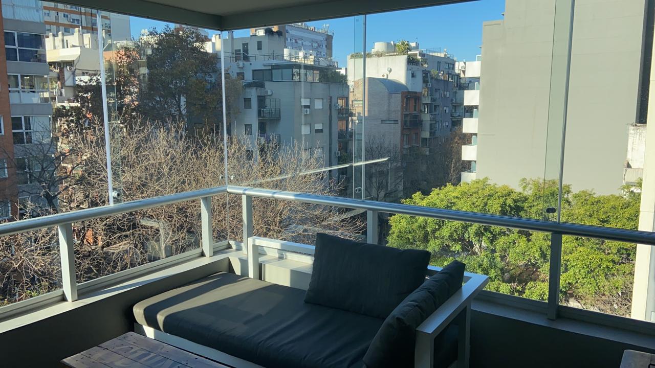 Balcón con vista a la ciudad — CABA